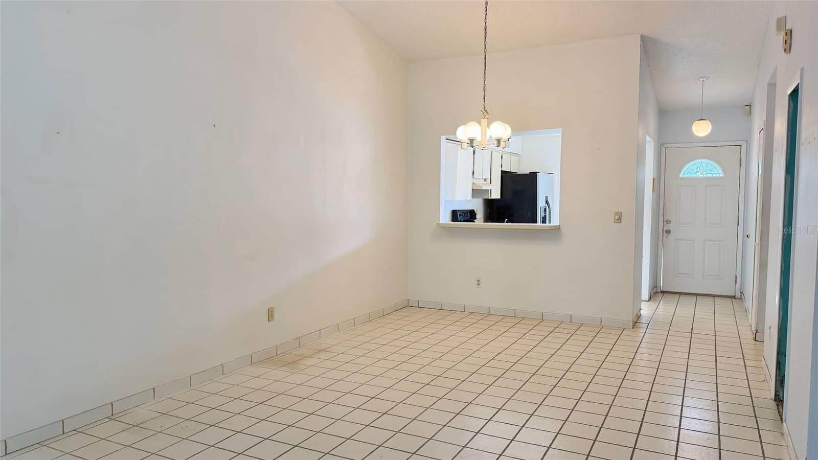 762 KINGS COVE