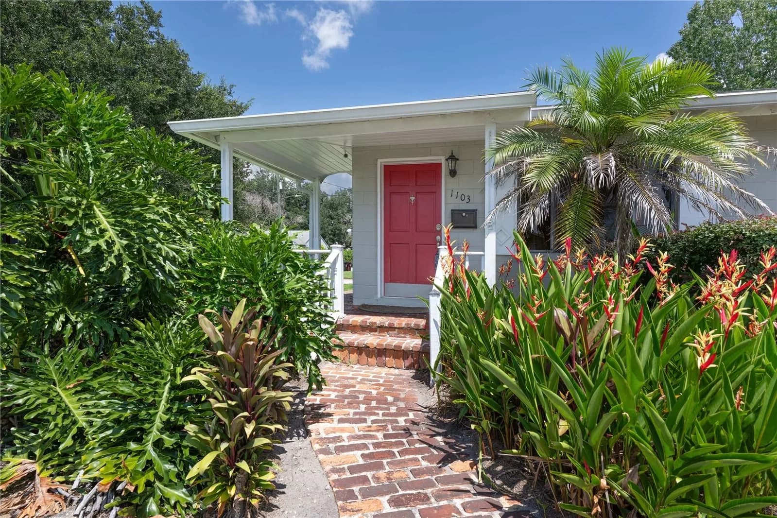 1103 BRIERCLIFF
