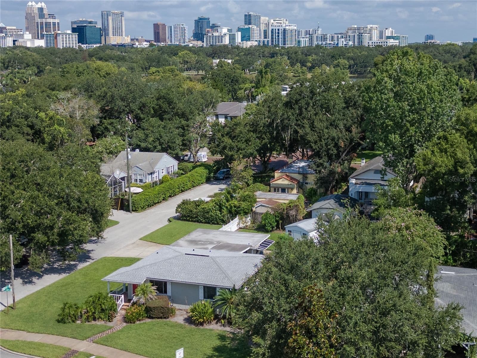 1103 BRIERCLIFF