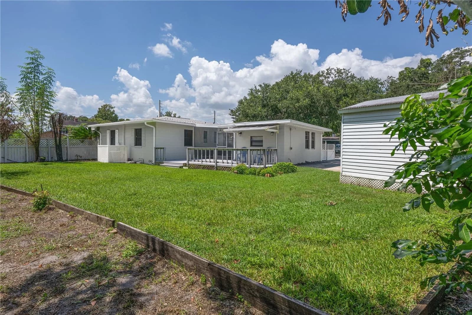 1103 BRIERCLIFF