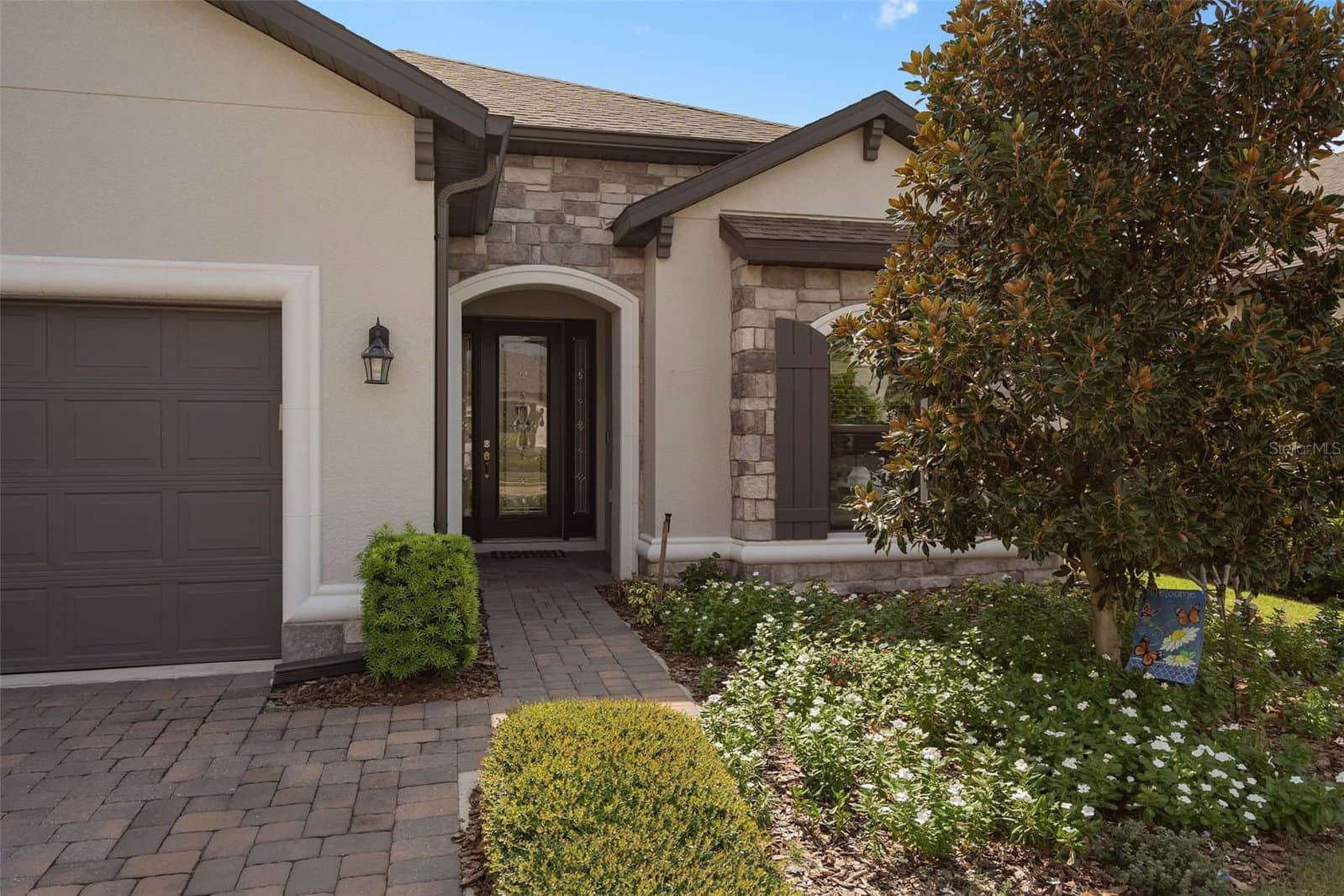 1197 ESPERANZA RIDGE