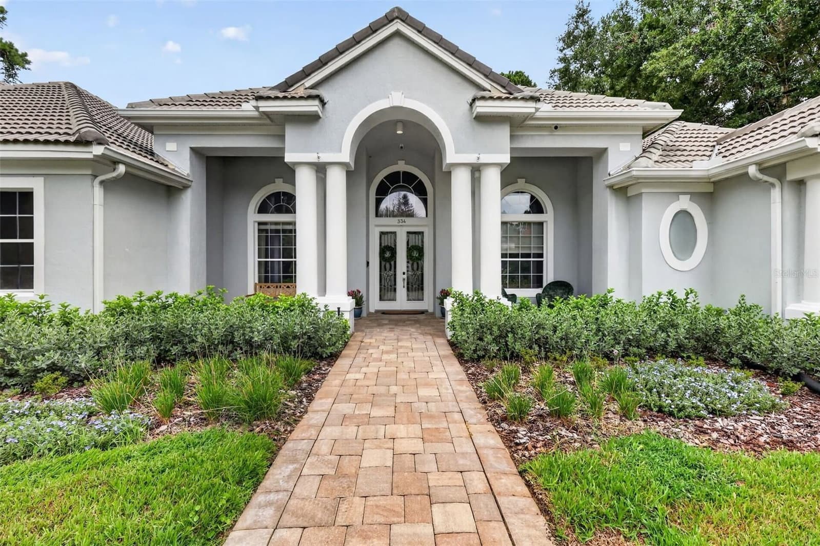 334 VISTA OAK