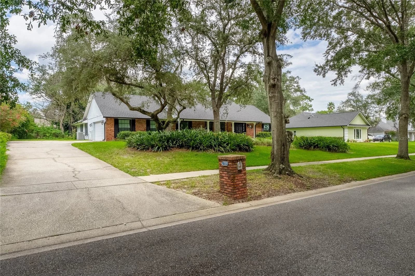 7141 WOODED VILLAGE