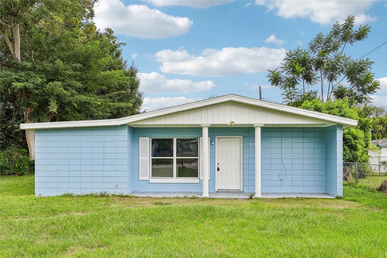 4821 SHOSHONE