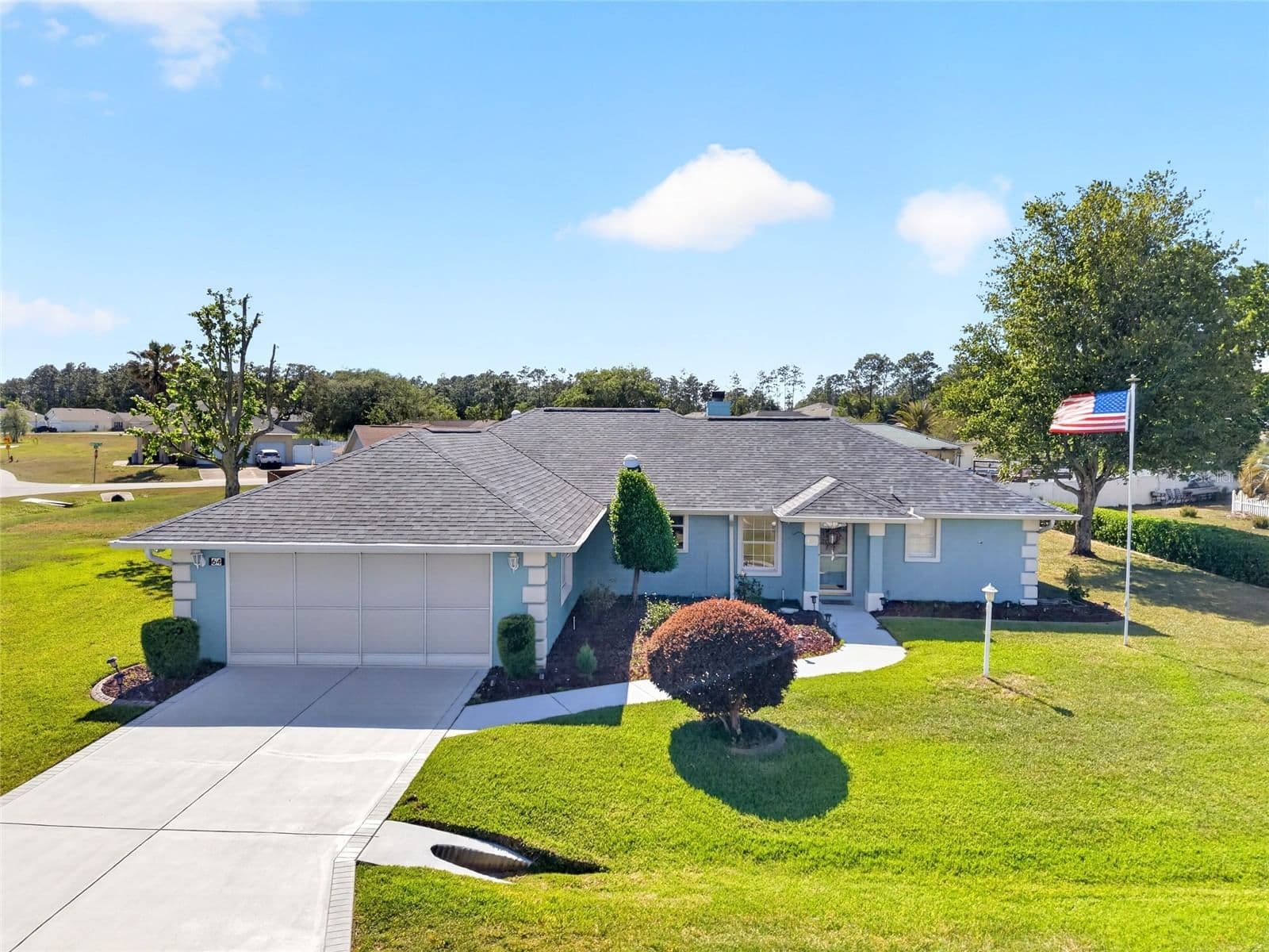 64 BAHIA TRACE