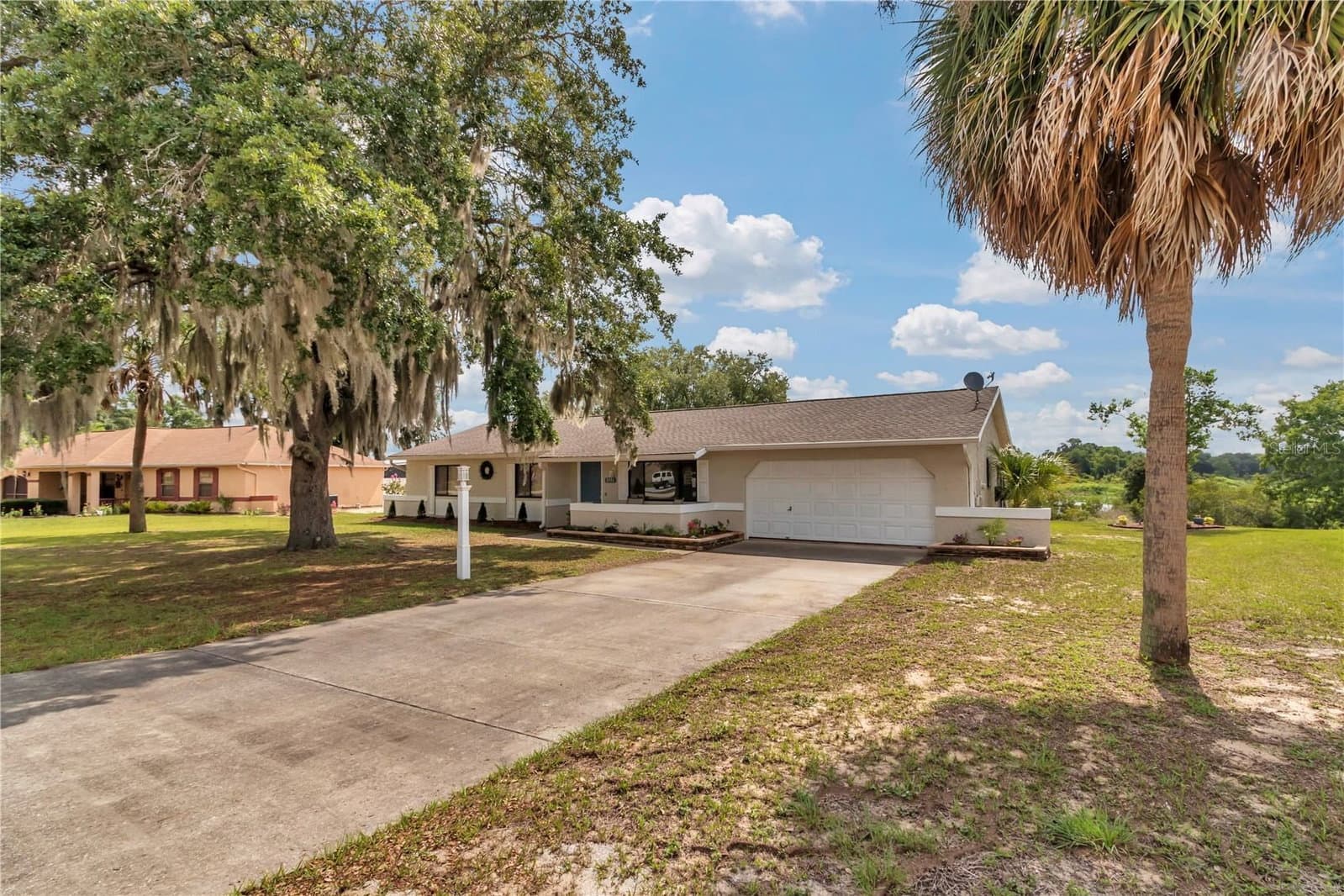 1111 HICKORY