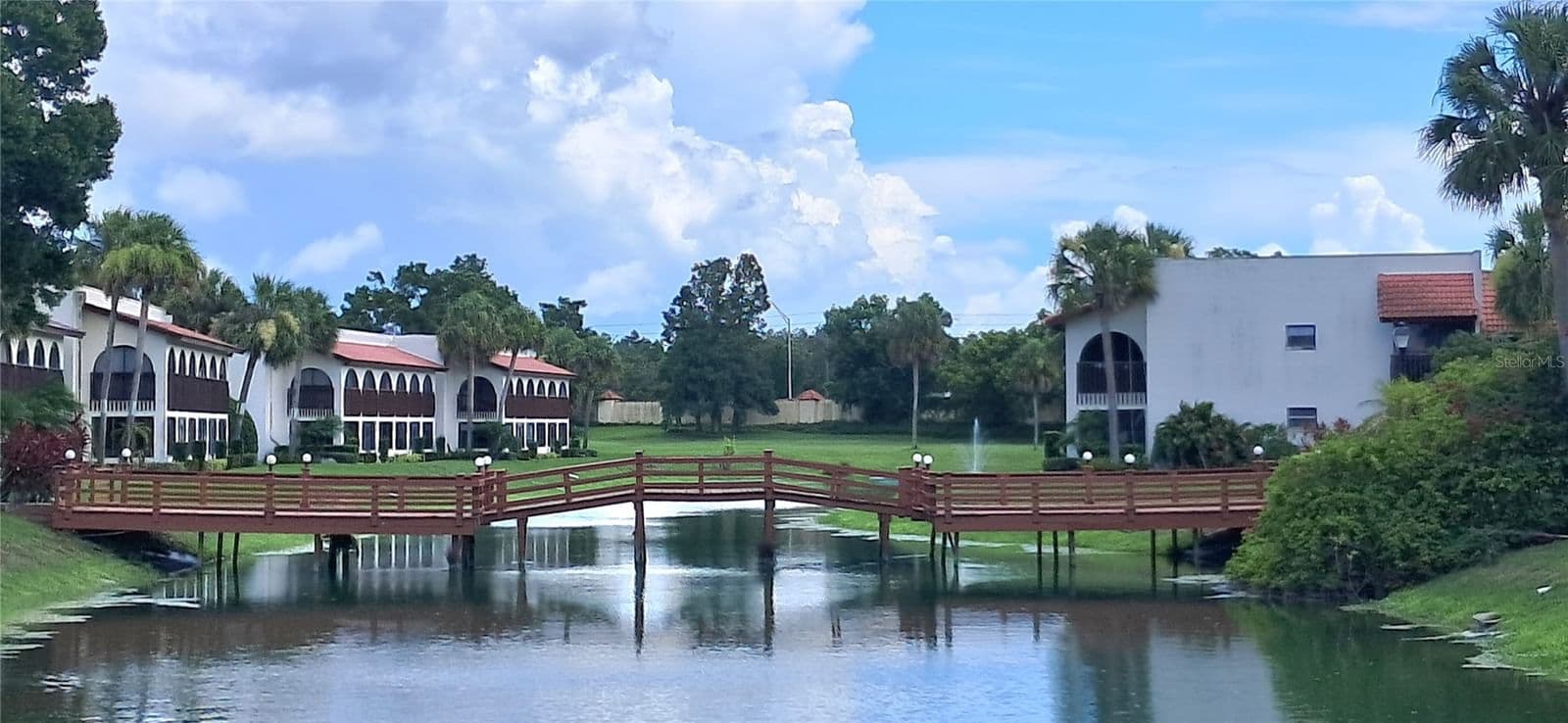 7201 COUNTRY CLUB