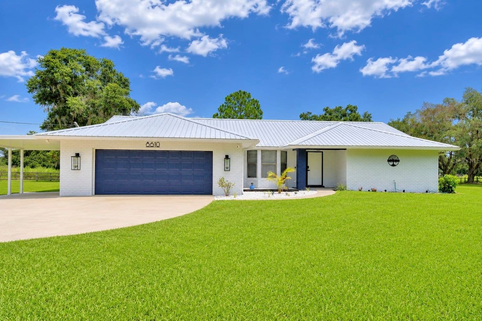 8610 STATE ROAD 33