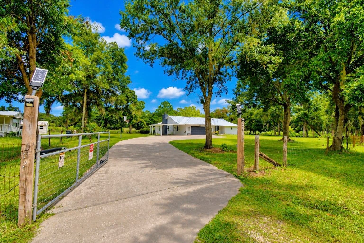 8610 STATE ROAD 33