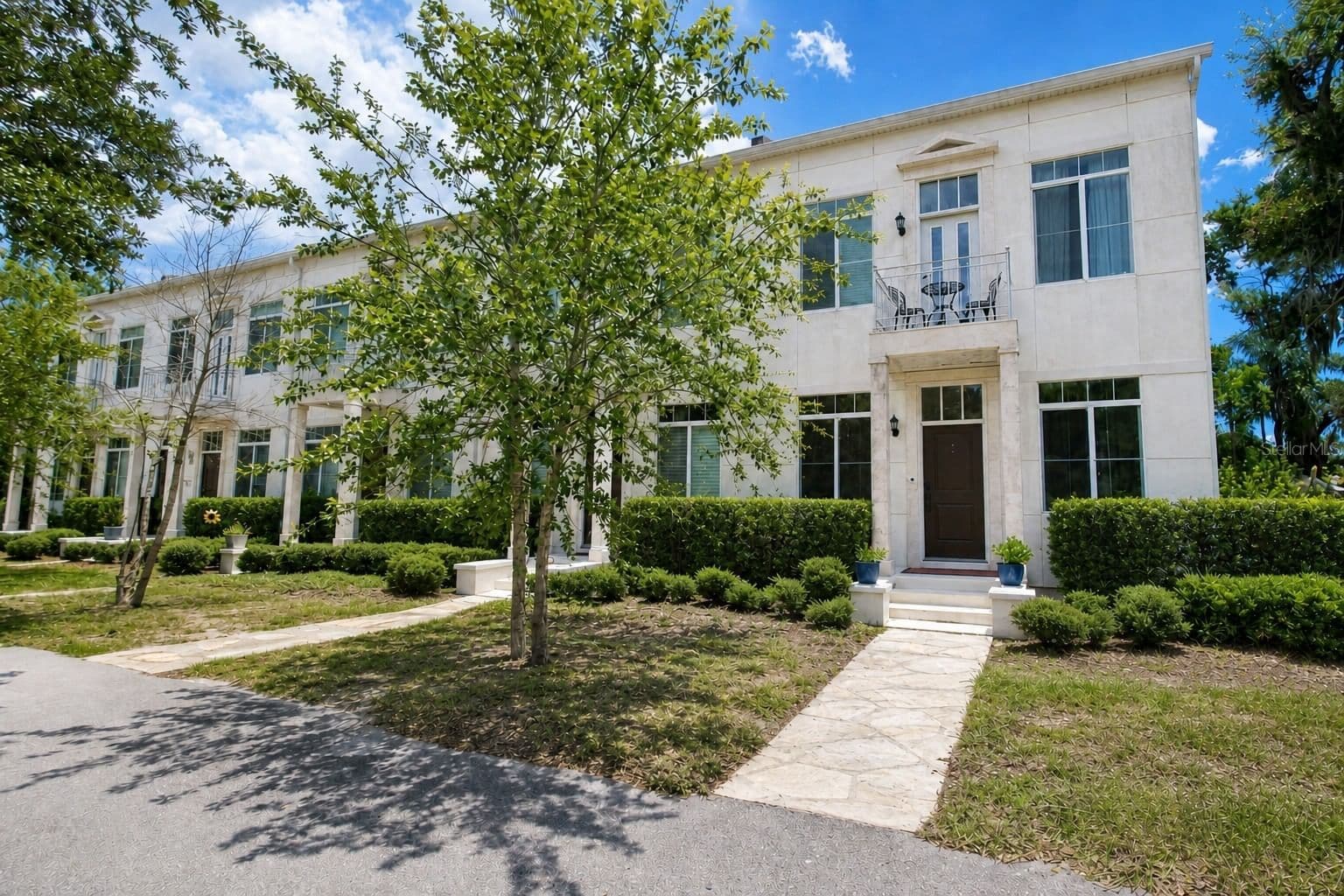 759 LAKE BALDWIN