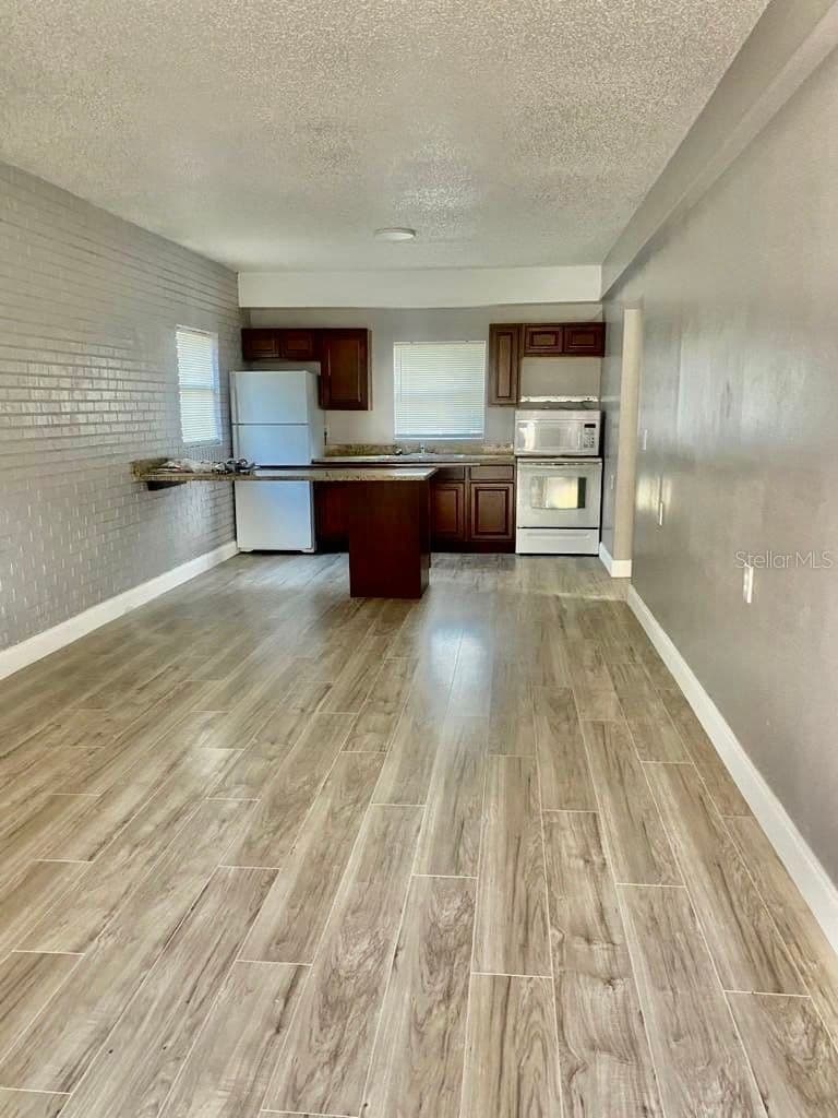 3356 AVENUE Q