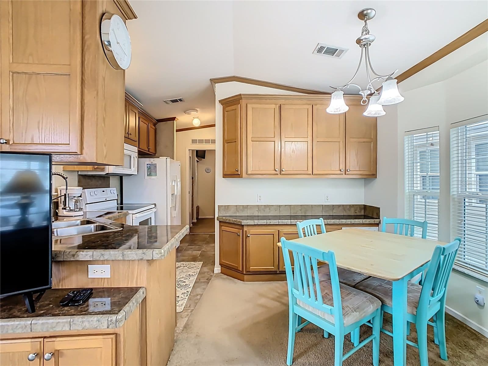 9000 US HWY 192