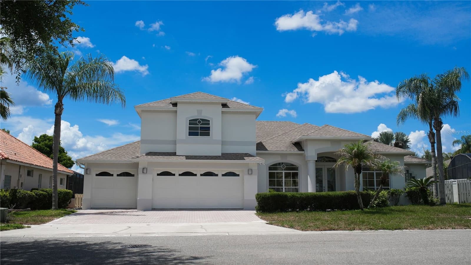 3851 HUNTERS ISLE