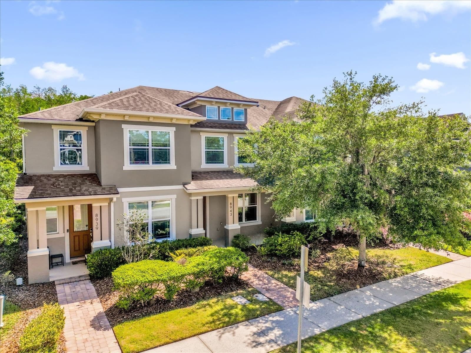 8943 HILDRETH