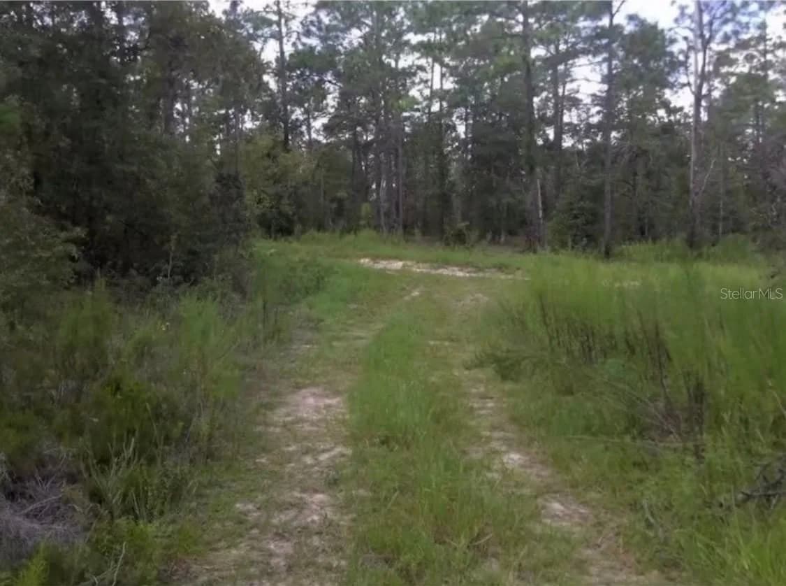25TH PL LOT 16 SW 25TH PL