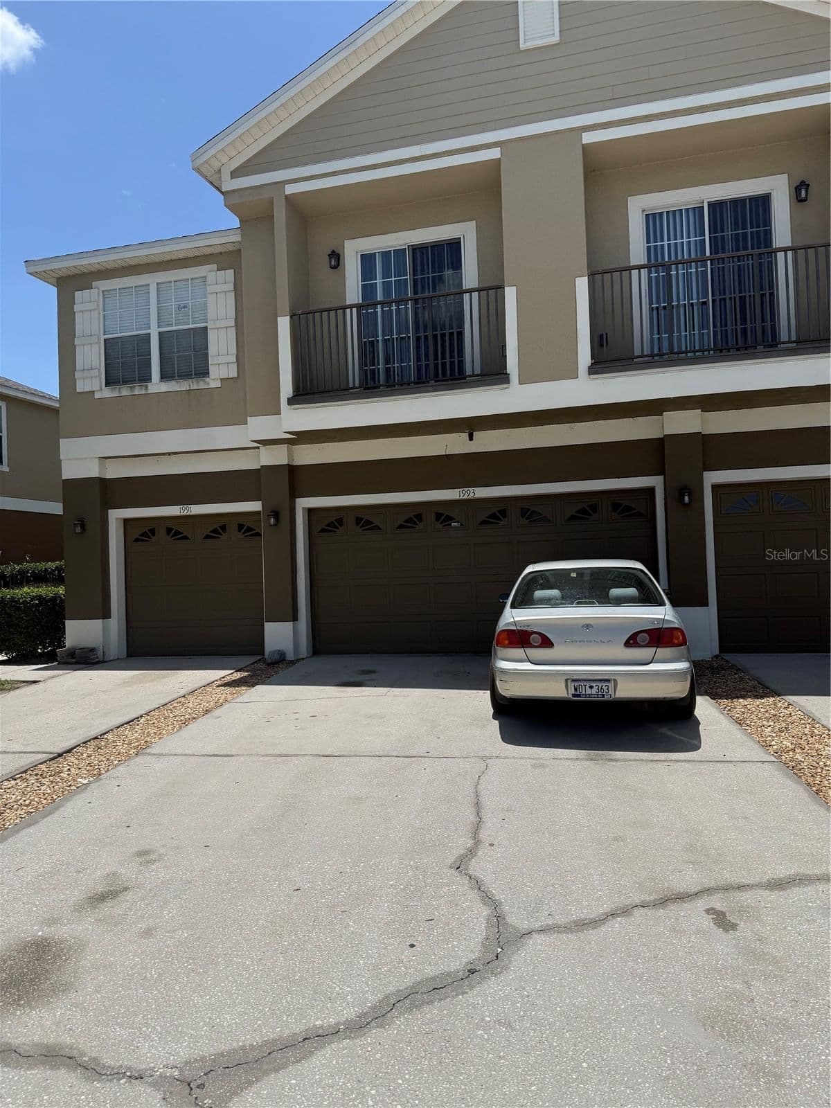 1993 ESTANCIA