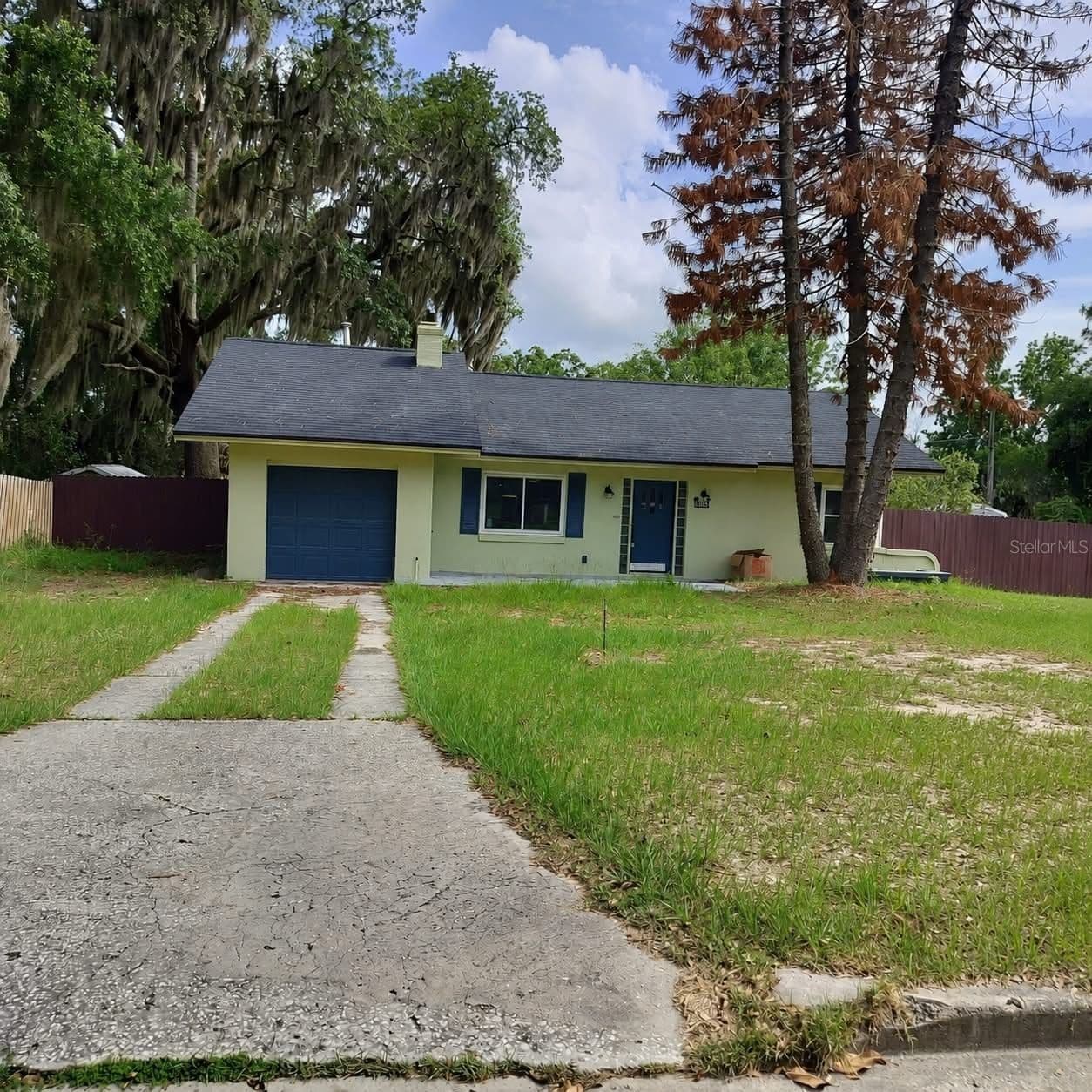 1065 MAGNOLIA, Clermont, FL