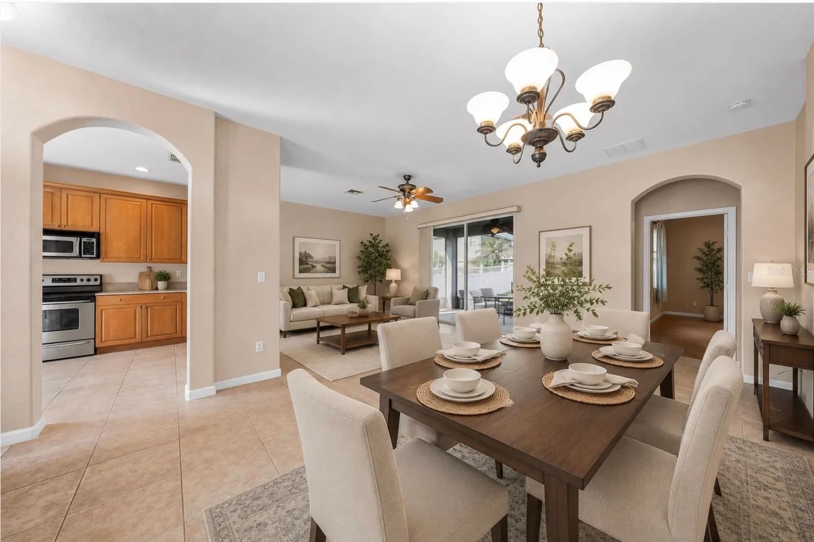 2975 WHITE CEDAR CIR