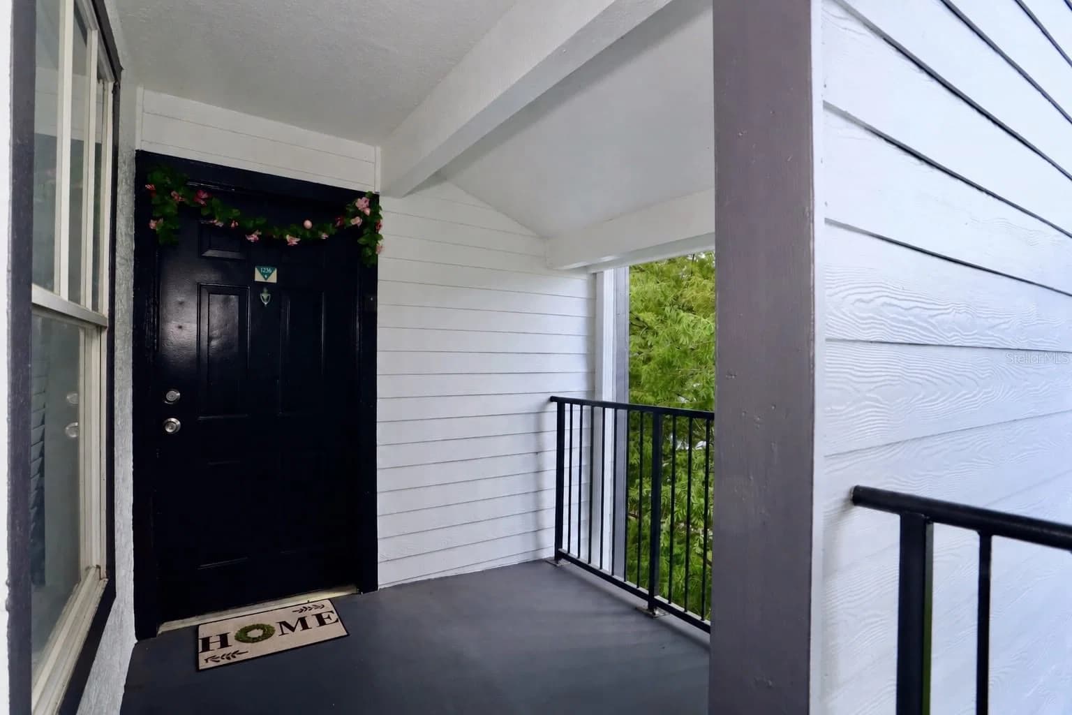 2217 GRAND CAYMAN