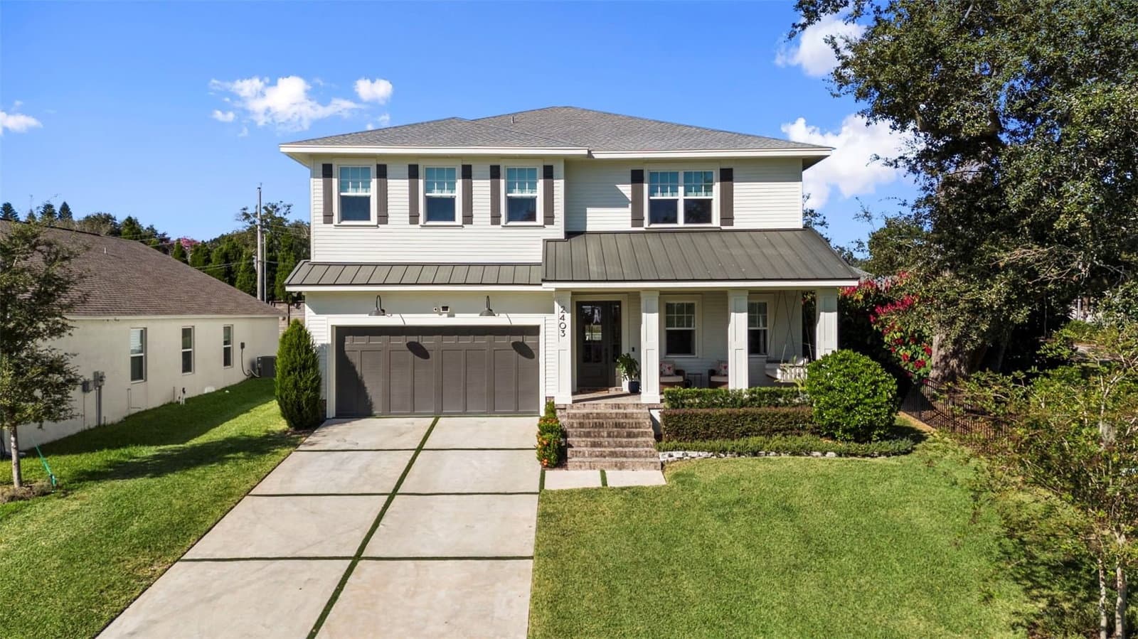 2403 CAMBRIDGE