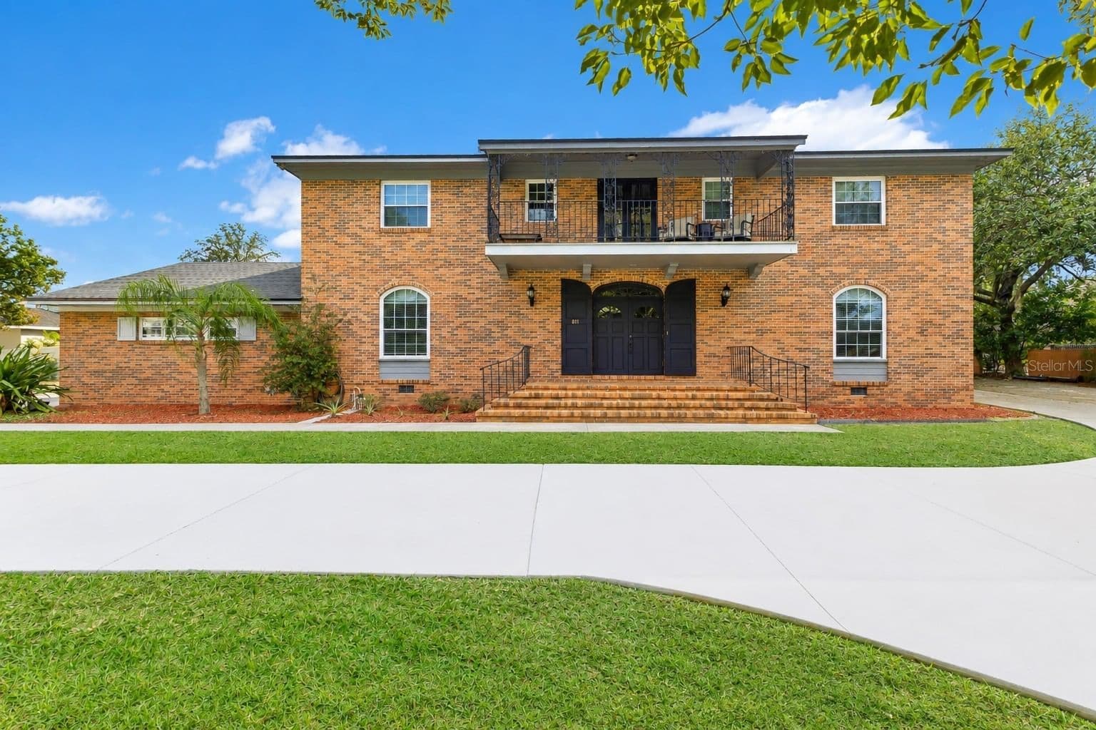 811 FAIRLINGTON
