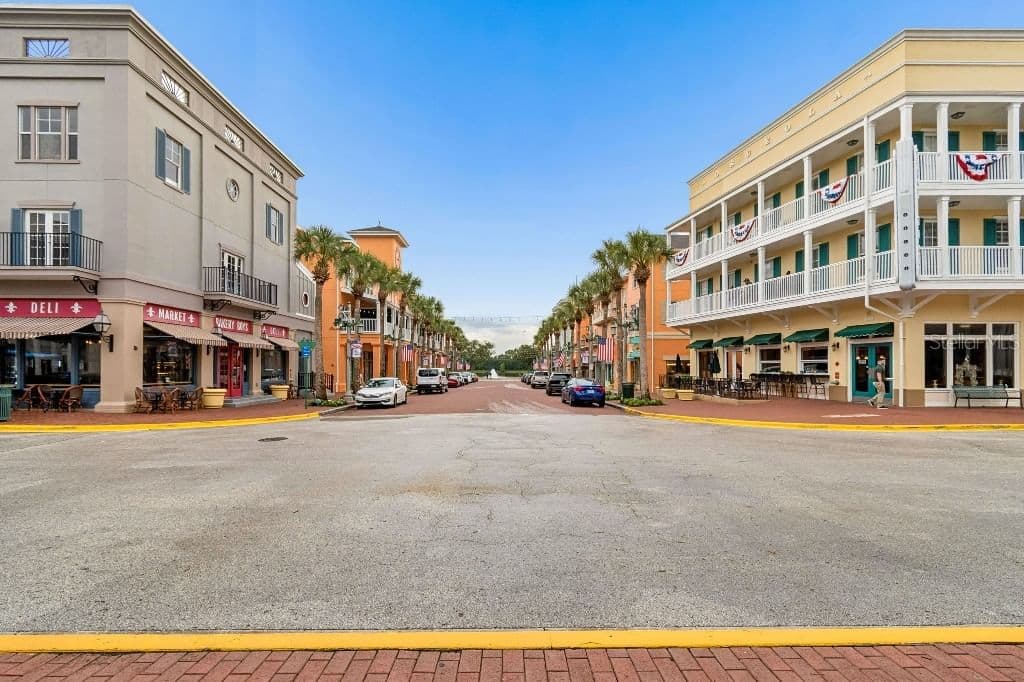 600 MARKET