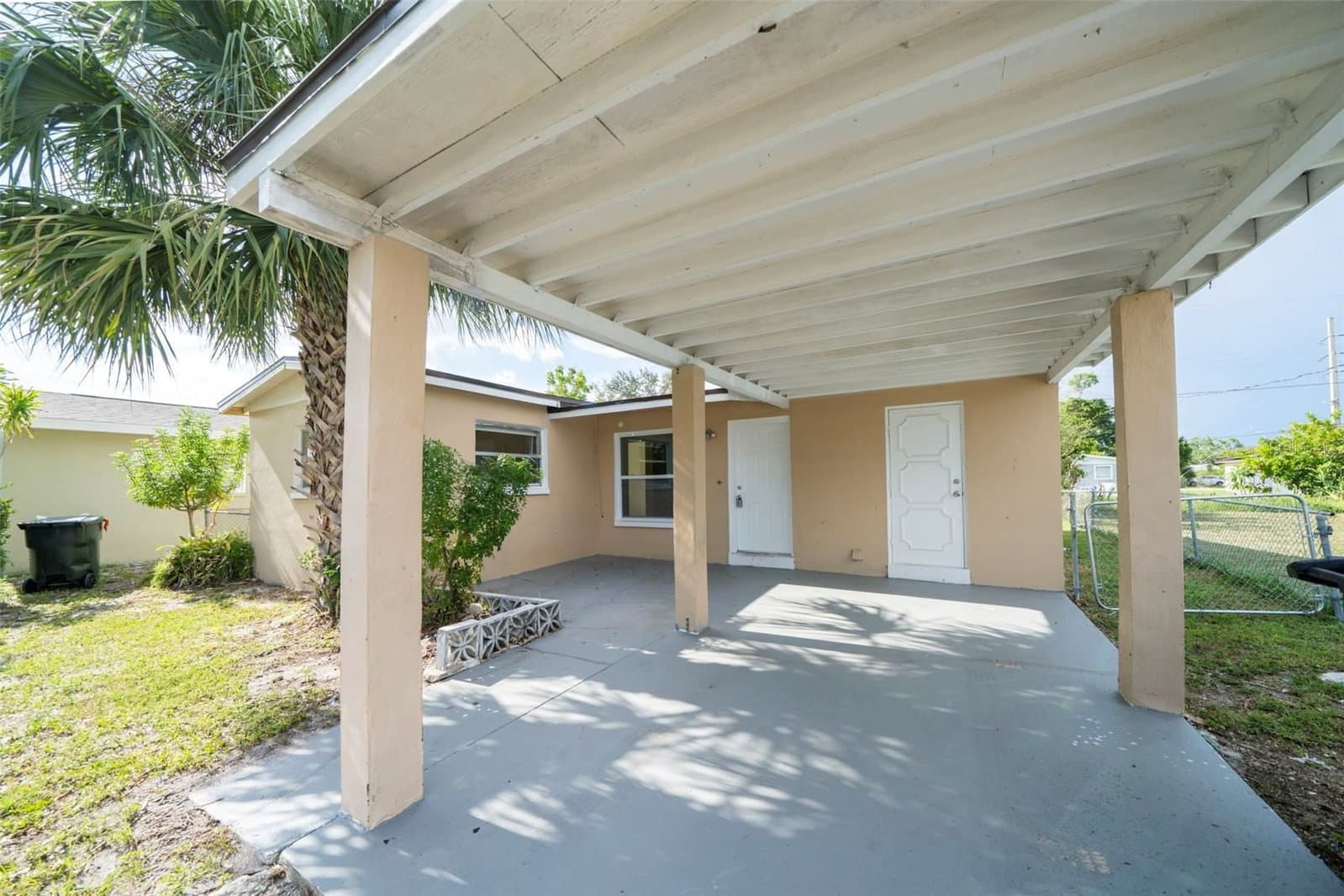 2985 SAINT CHARLES